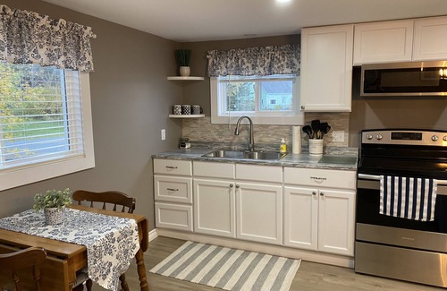Wilsons Beach Appartement | Brand New Oceanfront Sunset Suite in Wilson’s Beach