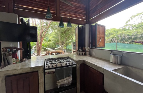 Cabuya Maison | Brand New, PRIVATE, beach house with tropical garden 200 meters walk to beach