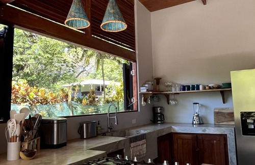 Cabuya Maison | Brand New, PRIVATE, beach house with tropical garden 200 meters walk to beach