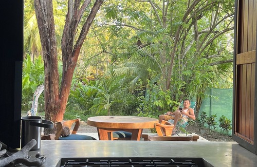 Cabuya Maison | Brand New, PRIVATE, beach house with tropical garden 200 meters walk to beach