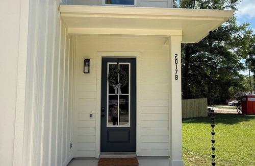 North Northwest Pensacola Maison | Brand New Townhome close to University of West Florida and Hospitals