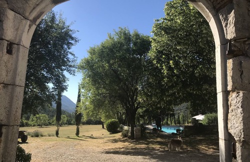 Brantes Maison | Brantes Plaisians Mas en Provence, au cœur de 200ha privés, très grande piscine