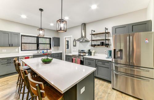 Deer River Maison | Brantingham Home ATV and Snowmobile Trails On-Site!