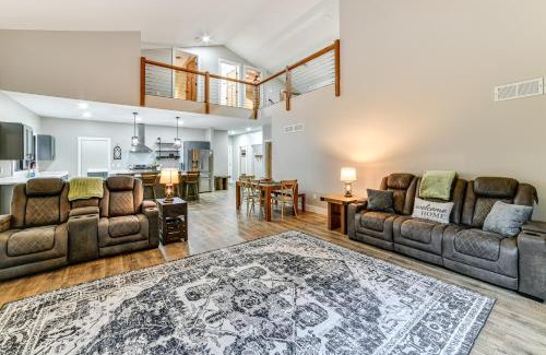 Deer River Maison | Brantingham Home ATV and Snowmobile Trails On-Site!