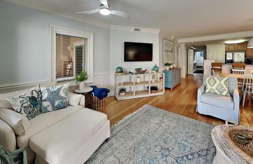 Tybee Island Appartement | Brass Rail 318