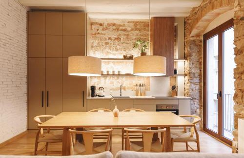Barri Vell Appartement | Bravissimo Estudi Verd, in the Historic Centre