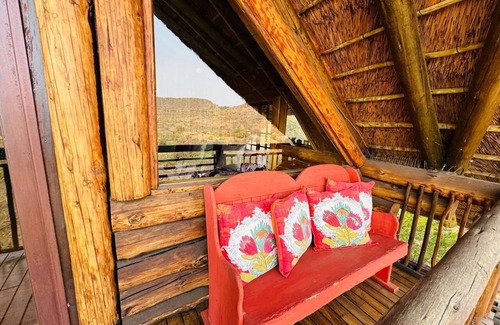 Middelburg Maison | Breakaway to a relaxing bushveld experience only 15 minutes from town !
