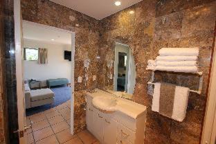 Whangamata Hôtel | Breakers Motel