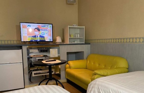 Midori Ward Maison | Breakfast included Standard twin room with garde / Sagamihara Kanagawa