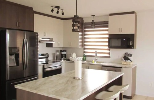 Salaberry De Valleyfield Maison | Breathtaking Spacious and Luxury House