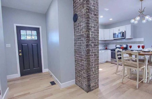 Columbus Maison | Breath of Fresh Air House- 3 BR 2BA