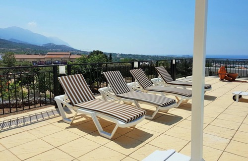 Edremit Villa | Vue imprenable sur mer et montagne, villa avec piscine privée proche plage!
