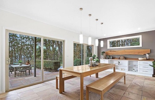 Ferny Creek Maison | Breathtaking 5BR Highview Hermitage