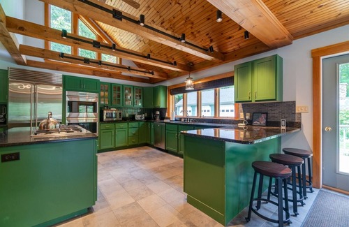 Lyman Maison | Breathtaking Lakefront Compound With Four Buildings and Every Amenity
