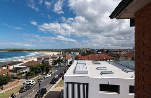 Maroubra Appartement | Breathtaking Maroubra Beachview Apt w Parking