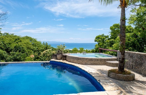 Playa El Coco Maison | Vue phénoménale sur l'océan depuis la piscine à débordement. «Maison très haut de gamme».