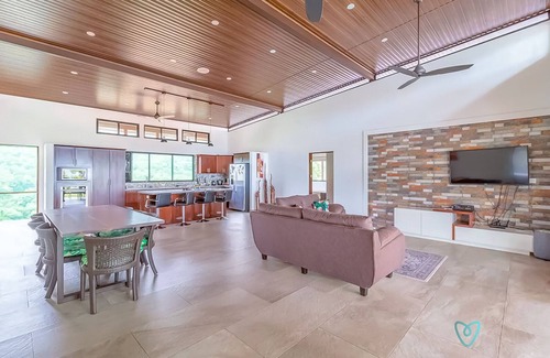 Ballena Maison | Breathtaking Ocean View House in the Jungle