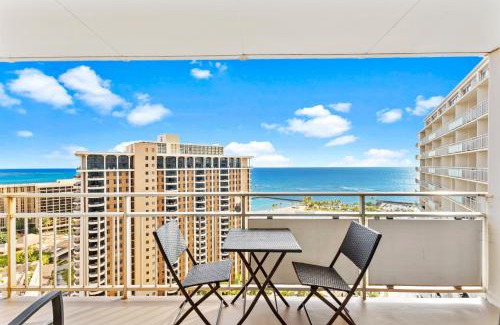 Waikiki Appartement | Breathtaking Studio Ocean Views! Pool! Beach!