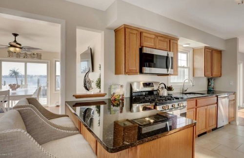 Brick Maison | Breathtaking Views, Heated Pool on the Metedeconk River!