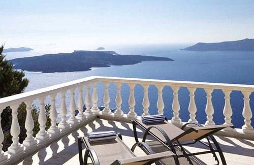Fira Villa | Vue imprenable, le luxe, la vie privée, le style et bien plus encore!