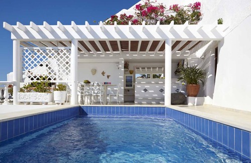 Fira Villa | Vue imprenable, le luxe, la vie privée, le style et bien plus encore!
