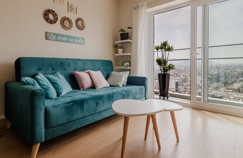 La Victoria Appartement | Breathtaking View and Prime Location in Lima
