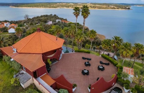 Ponte de Sor Maison | Breathtaking Views of Montargil Dam! Private Balcony, Swimming Pool, Parking!