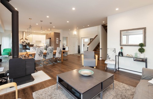 Sandy Hook Maison | Superbe nouvelle maison à Sechelt