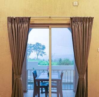 Panhala Hôtel | Breeze Resort Panhala , Just 5 Minutes From Panhala!