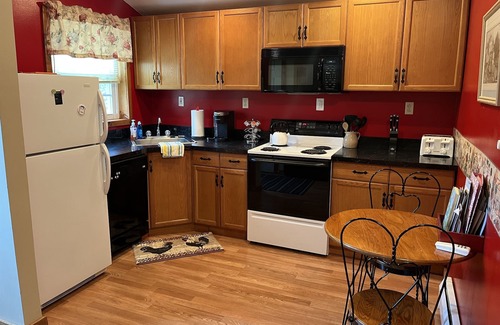 Cooperstown Appartement | Breezy Acres Farm Apt 1- large yard, fire pit, game room near Cooperstown