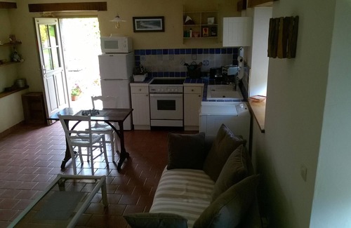 Louannec Maison | Cottage Breton sur la Côte De Granit Rose