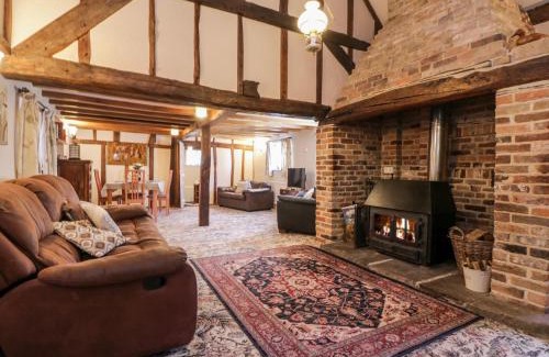 Chislet Maison | Brew Cottage