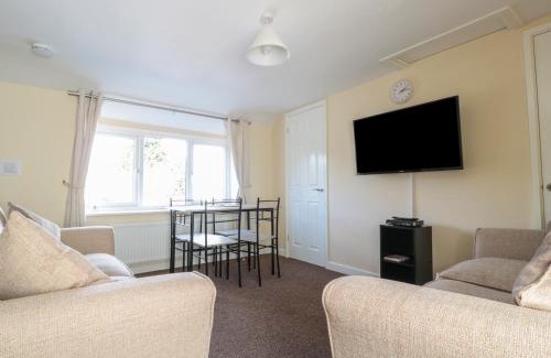 Blakeney Maison | Brewery Lodge