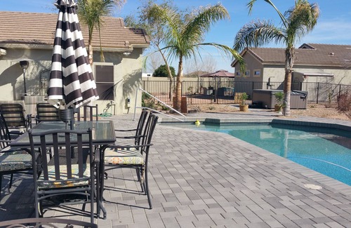 San Tan Valley Villa | BRGuest dans notre Guest House! Piscine, bain à remous, Parking sécurisé, Patios privé
