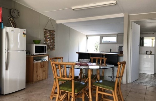 Bongaree Cottage | Bribie Island holiday accommodation