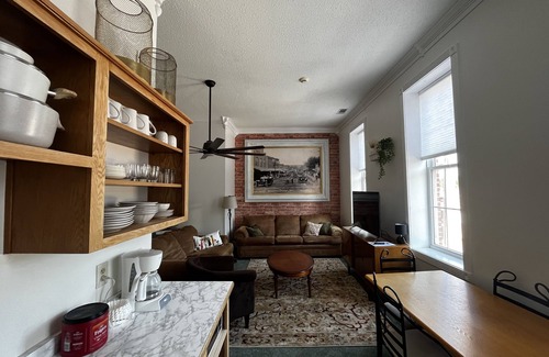 Mammoth Spring Appartement | Brickhaven Loft on Historic Main Street - walk to Spring River, State Park, more