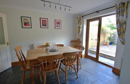 Mitcheldean Maison | Bridge Cottage Hot tub Enclosed garden Tranquility