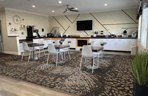 Fremont Hôtel | BridgePointe Advantage by BPhotels