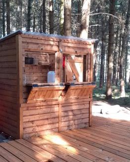 Middlemarsh Autre | Bridgewood Camping - Traditional Shepherd's Hut