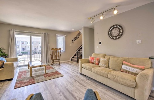 Southend Maison | Brigantine Retreat with Balconies - Walk to Beach!