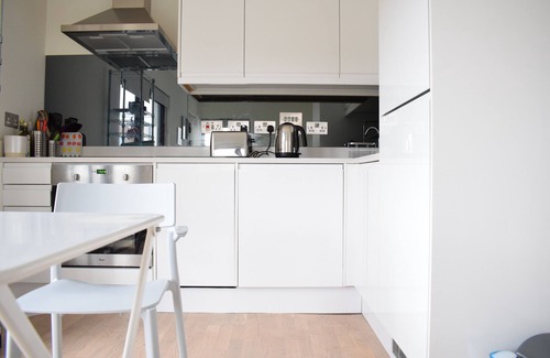 St. George's Appartement | 1 Bedroom Flat in North London