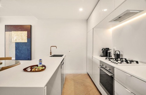 Collingwood North Appartement | Bright 2-Bed Apartment in Fitzroys Heart