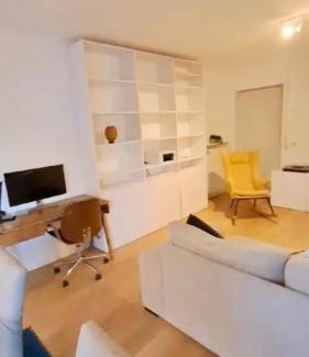 Hesperange Appartement | Bright 2 bedrooms flat w parking&balcony-FENT1