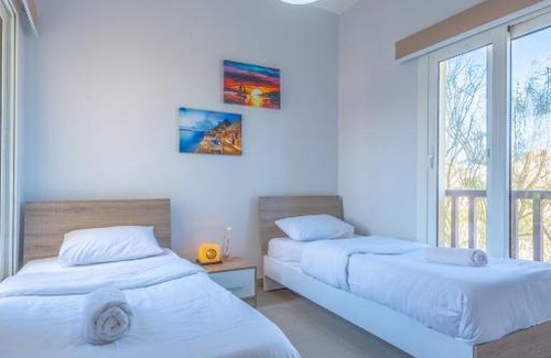 El Gouna Appartement | Bright 2 BR Apartment Waterside Pool & Lagoon