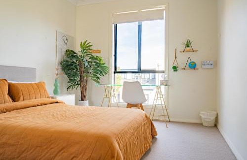 Woodville West Maison | Bright 2BR Home near Beach, Free Parking, WiFi & Full Kitchen