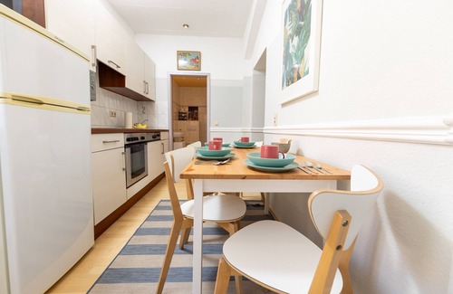 Erfurt Appartement | Bright 2BR Jugendstil-Flat in the heart of Erfurt