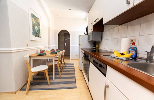 Erfurt Appartement | Bright 2BR Jugendstil-Flat in the heart of Erfurt