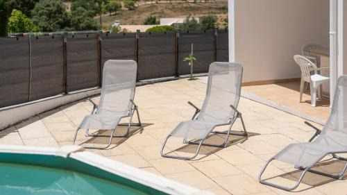 Alcalar Maison | Bright 3BDR House with Pool by Lovelystay