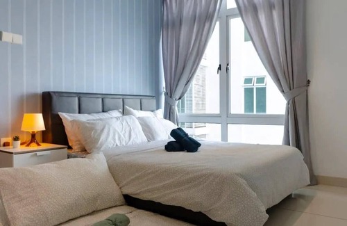 Taman Century Appartement | Bright 3BR KSL DEsplanade Residence, FREE Parking