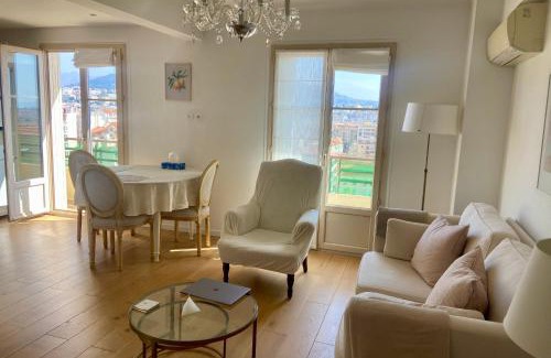 Le Piol Appartement | Bright 50 m apartment with balcony